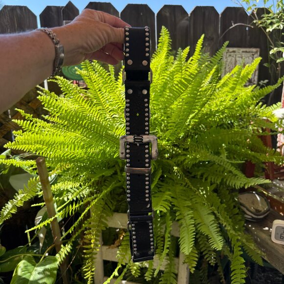 Very Worn Studded Black Leather Belt Leatherock - Picture 10 of 10